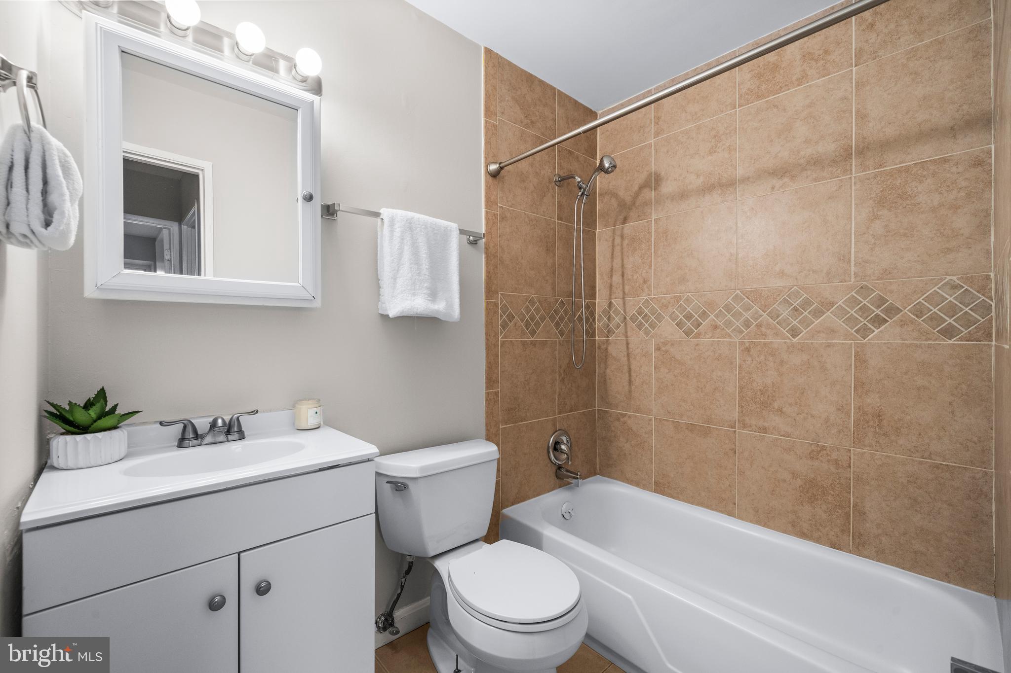 2480 Sun Valley Circle, Unit 8D Silver Spring, MD 20906 - Photo 36 of 47 Gallery Image 36