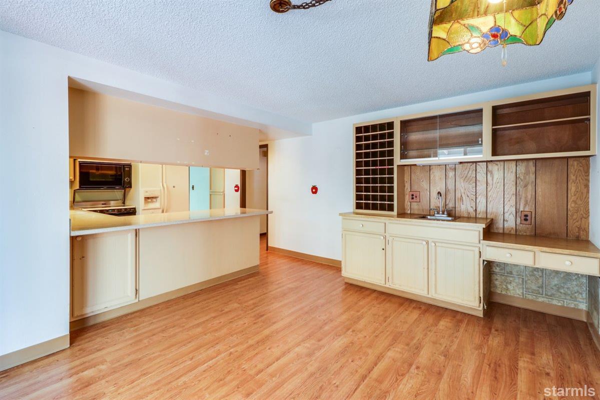 1765 Stardust Street Reno, NV 89503 - Photo 18 of 35