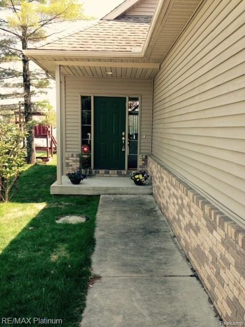 4121 Homestead Drive Howell, MI 48843 - Photo 4 of 17