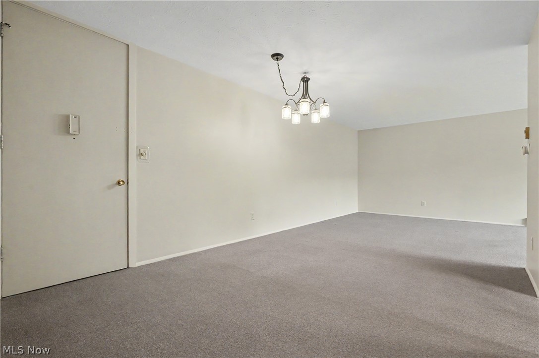3066 Kent Road, Unit 301 Stow, OH 44224 - Photo 3 of 33