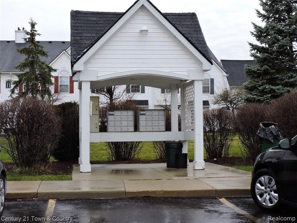 22216 Cape Cod Way, Unit 53 Farmington, MI 48336 - Photo 30 of 30 30.JPG