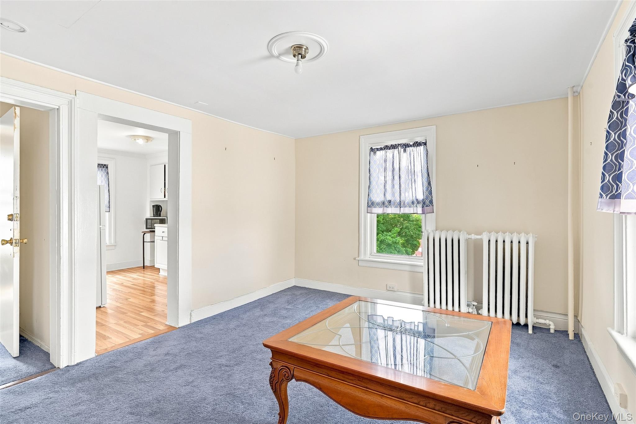 1095 Boston Post Road Rye, NY 10580 - Photo 9 of 23 Second Flr Unit : Living Rm