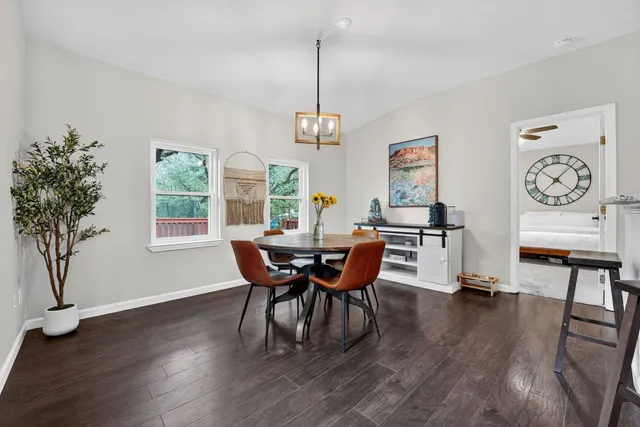 $2,500 | 14906 Foy Drive, Lakeway, TX 78734