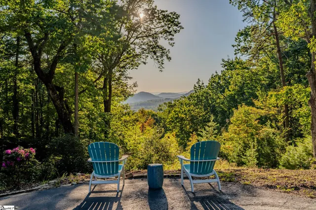 $579,900 | 201 Plumley Summit Road, Landrum, SC 29356