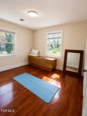 $220,000 | 218 North Jones Street, Marion, VA 24354