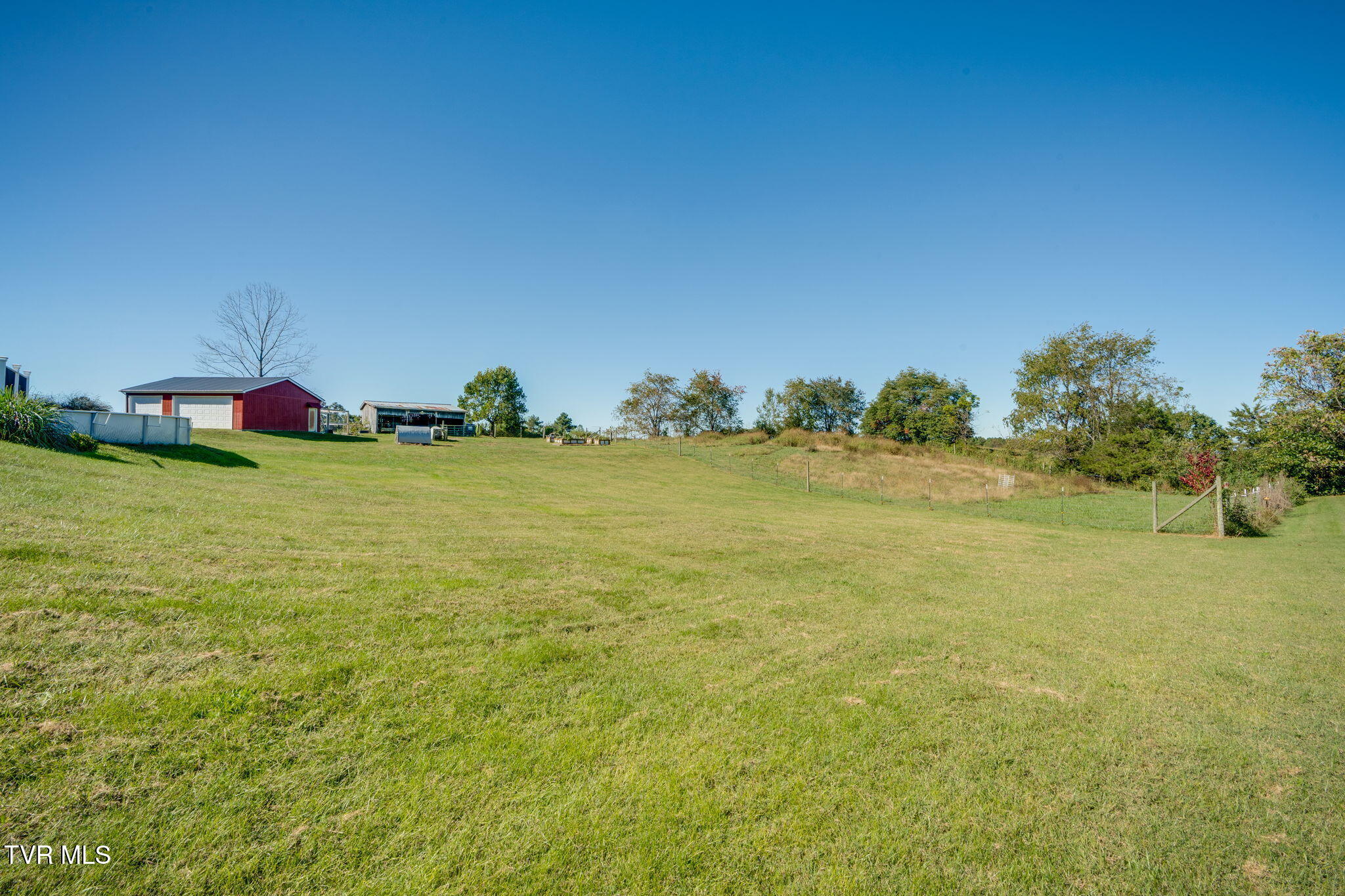 226 Boonesboro Road Gray, TN 37615 - Photo 54 of 62 053