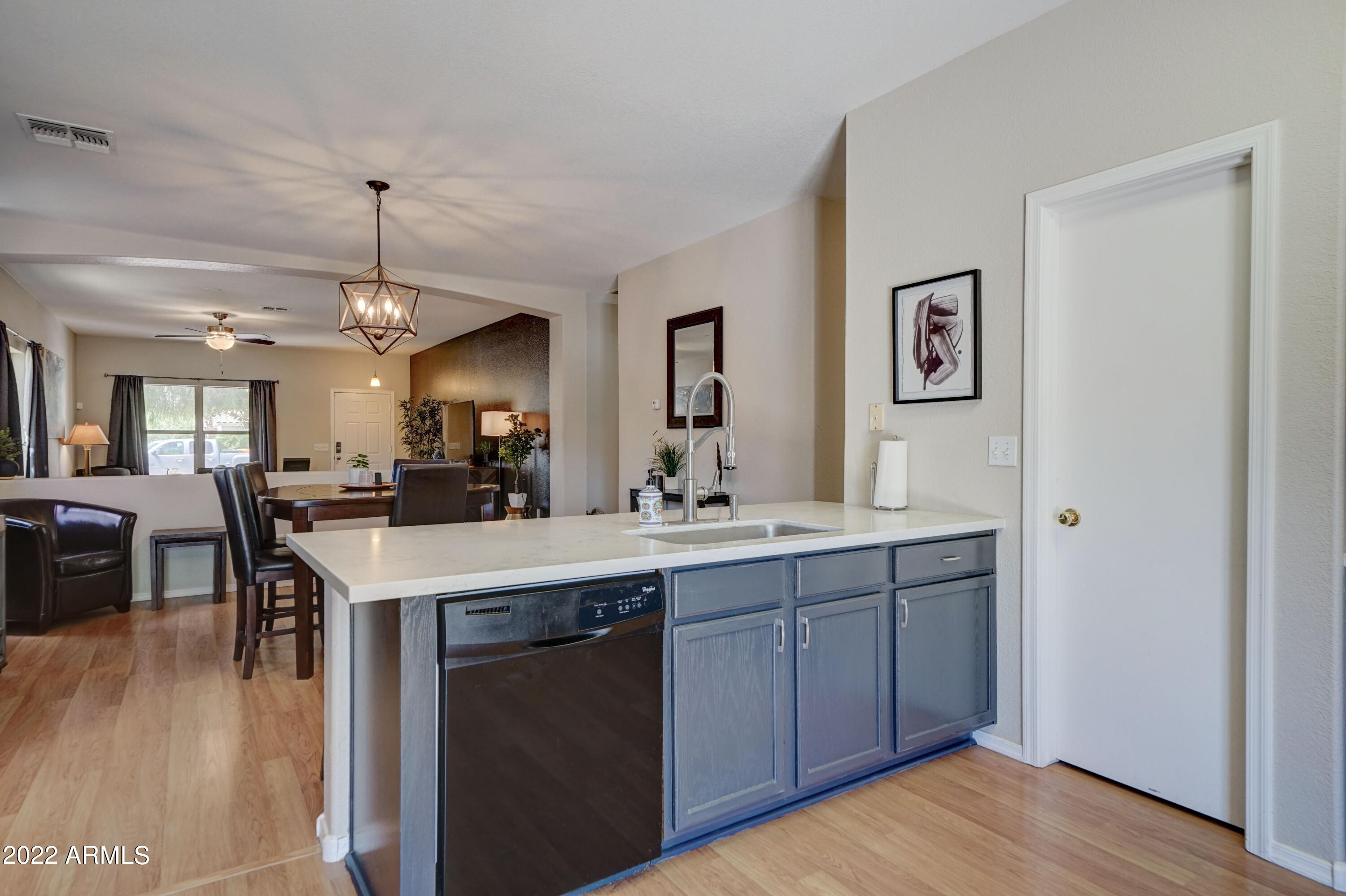 9027 South 3rd Street Phoenix, AZ 85042 - Photo 11 of 32 9027 S 3rd St-11