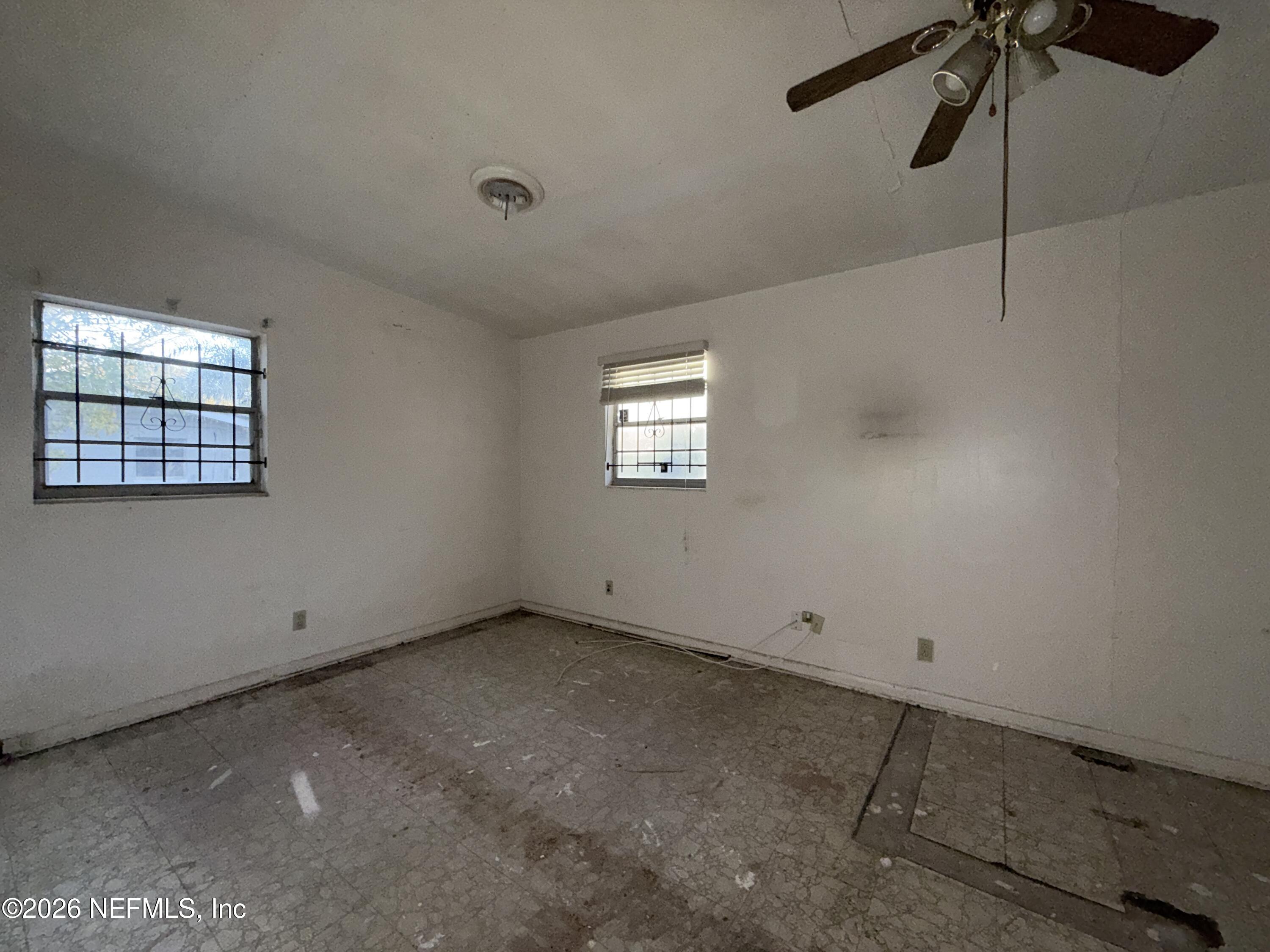 9129 Tamworth Road Jacksonville, FL 32208 - Photo 14 of 18 IMG_5034