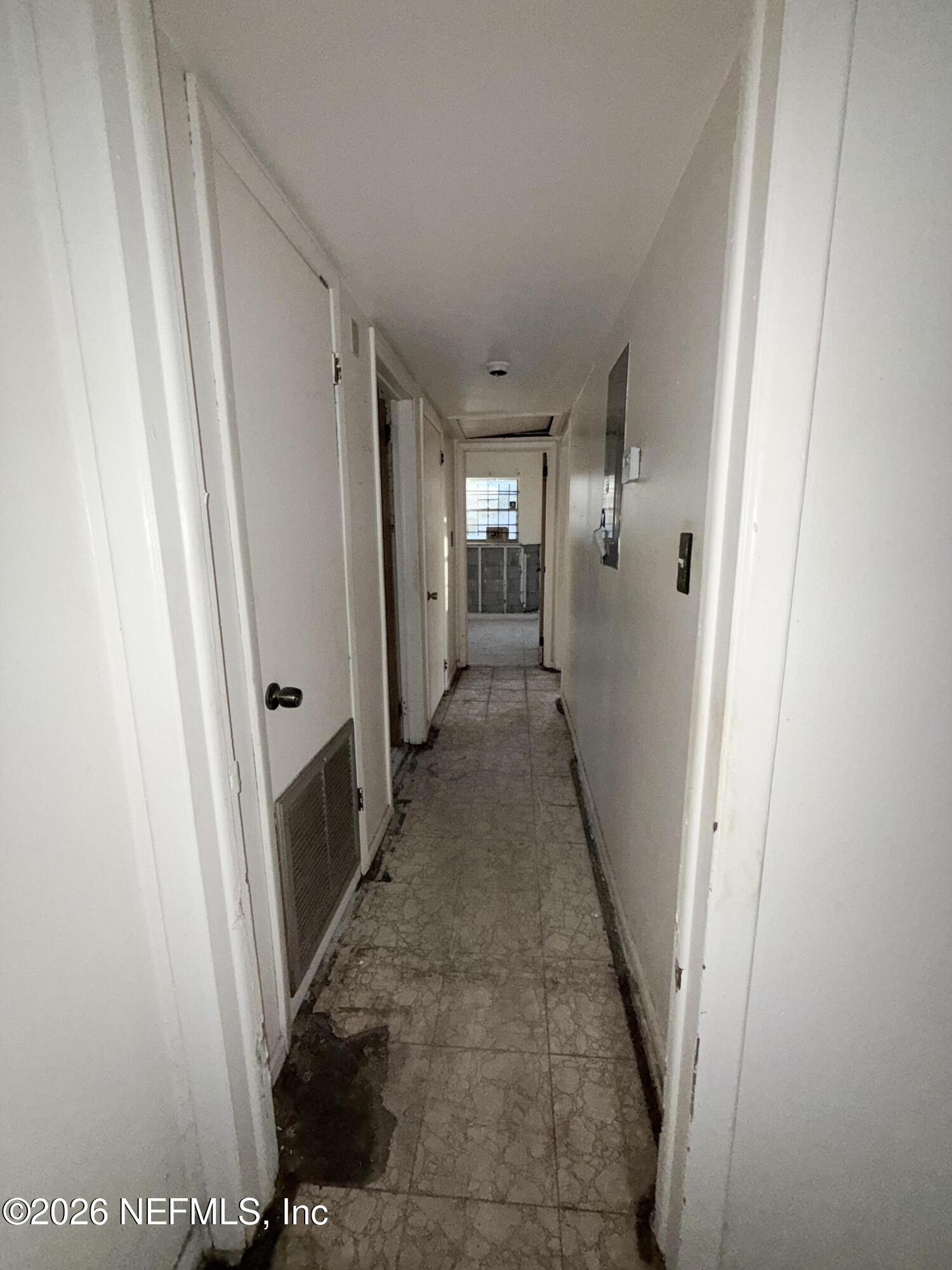 9129 Tamworth Road Jacksonville, FL 32208 - Photo 9 of 18 IMG_5029