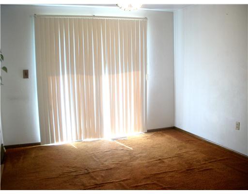 1827 Cowling Road Scottdale, PA 15683 - Photo 5 of 10 Dining Room.