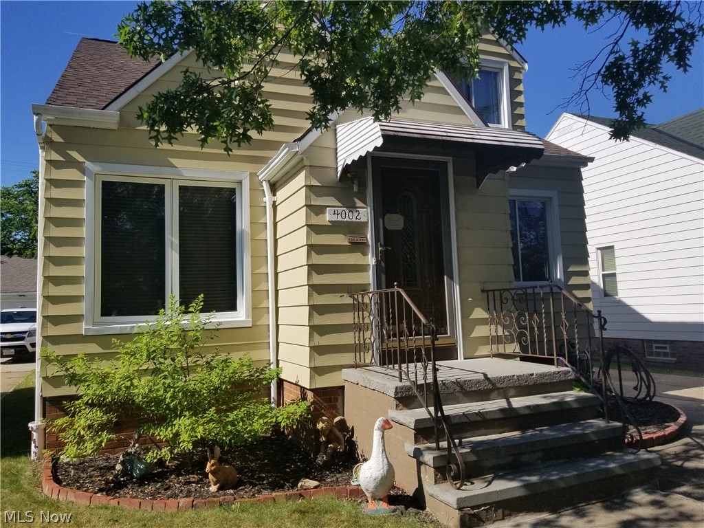Welcome to 4002 Redfern Road!