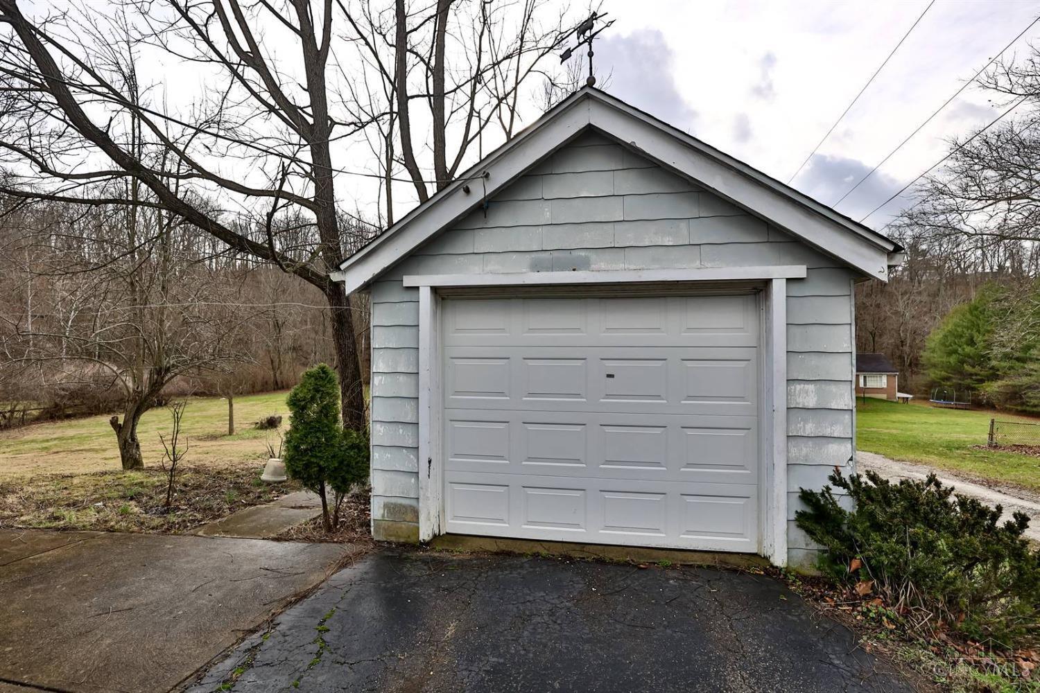 5970 Sheed Road Cincinnati, OH 45247 - Photo 13 of 14 Gallery Image 13