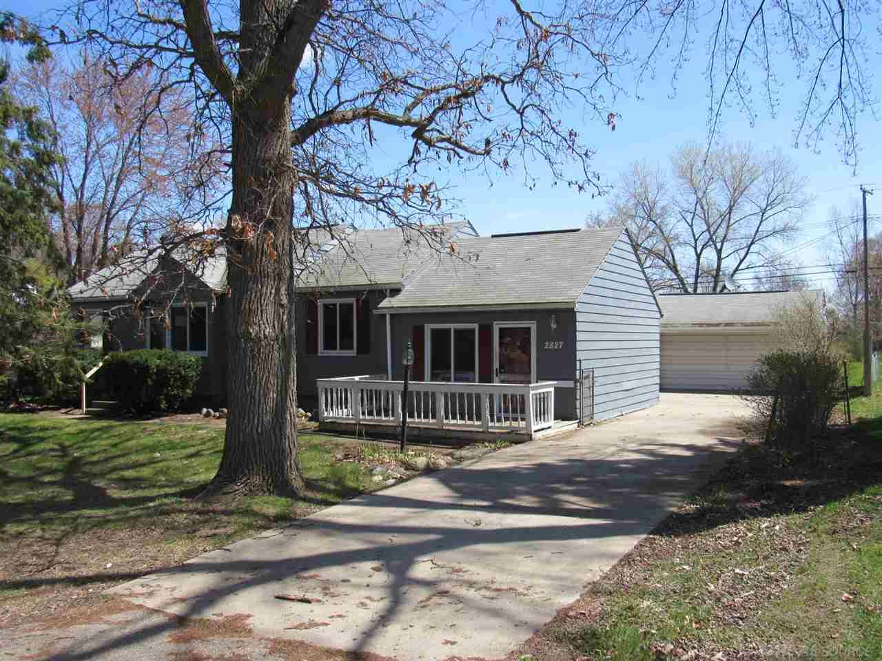 2827 Weaverton Rochester Hills, MI 48307 - Photo 2 of 36