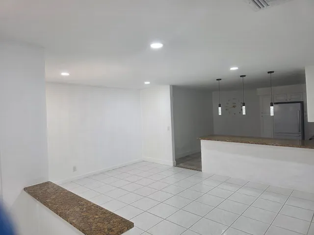 $3,000 | 4443 Vicliff Road, West Palm Beach, FL 33406