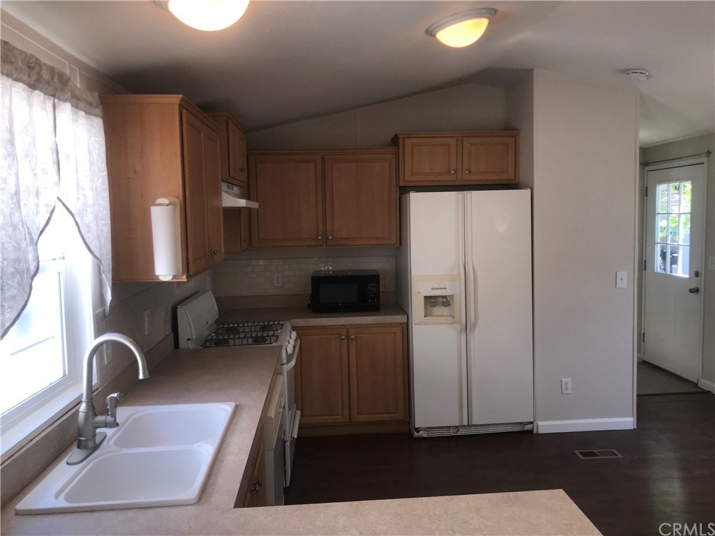5715 Santa Cruz Road, Unit 13 Atascadero, CA 93422 - Photo 6 of 10