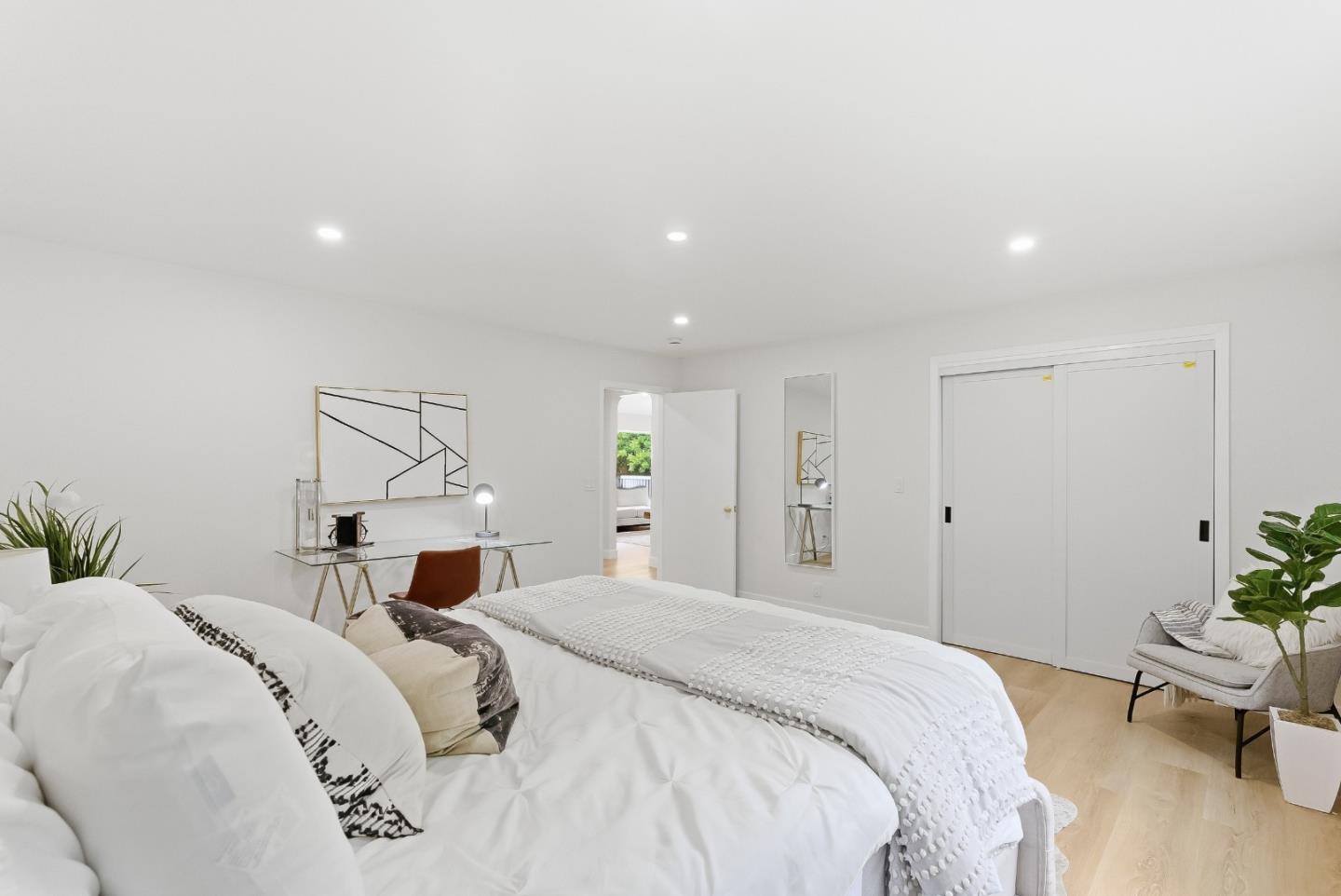 731 Crystal Springs Road San Mateo, CA 94402 - Photo 18 of 33