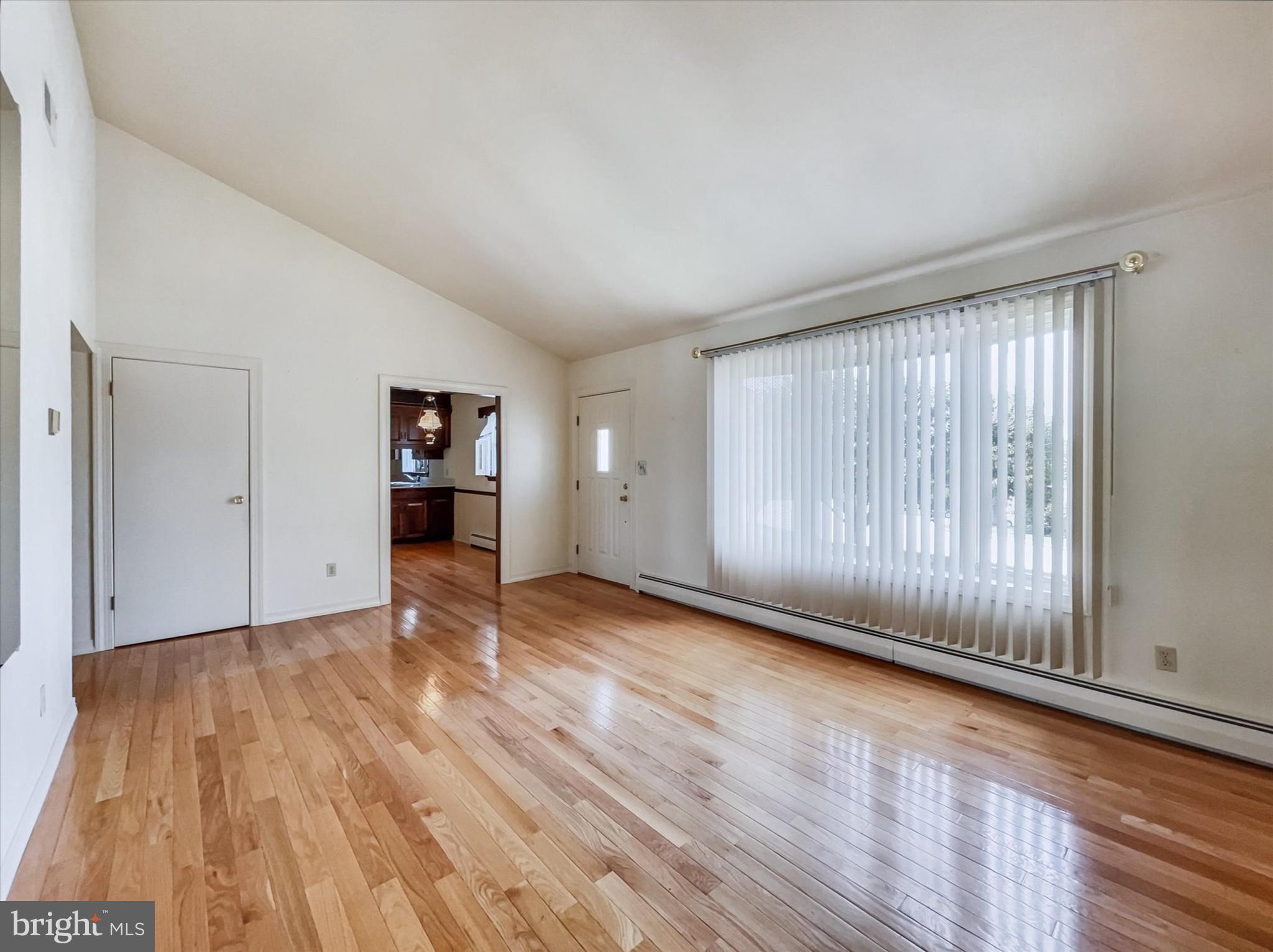 5 Carson Avenue Hanover, PA 17331 - Photo 4 of 28 Gallery Image 4