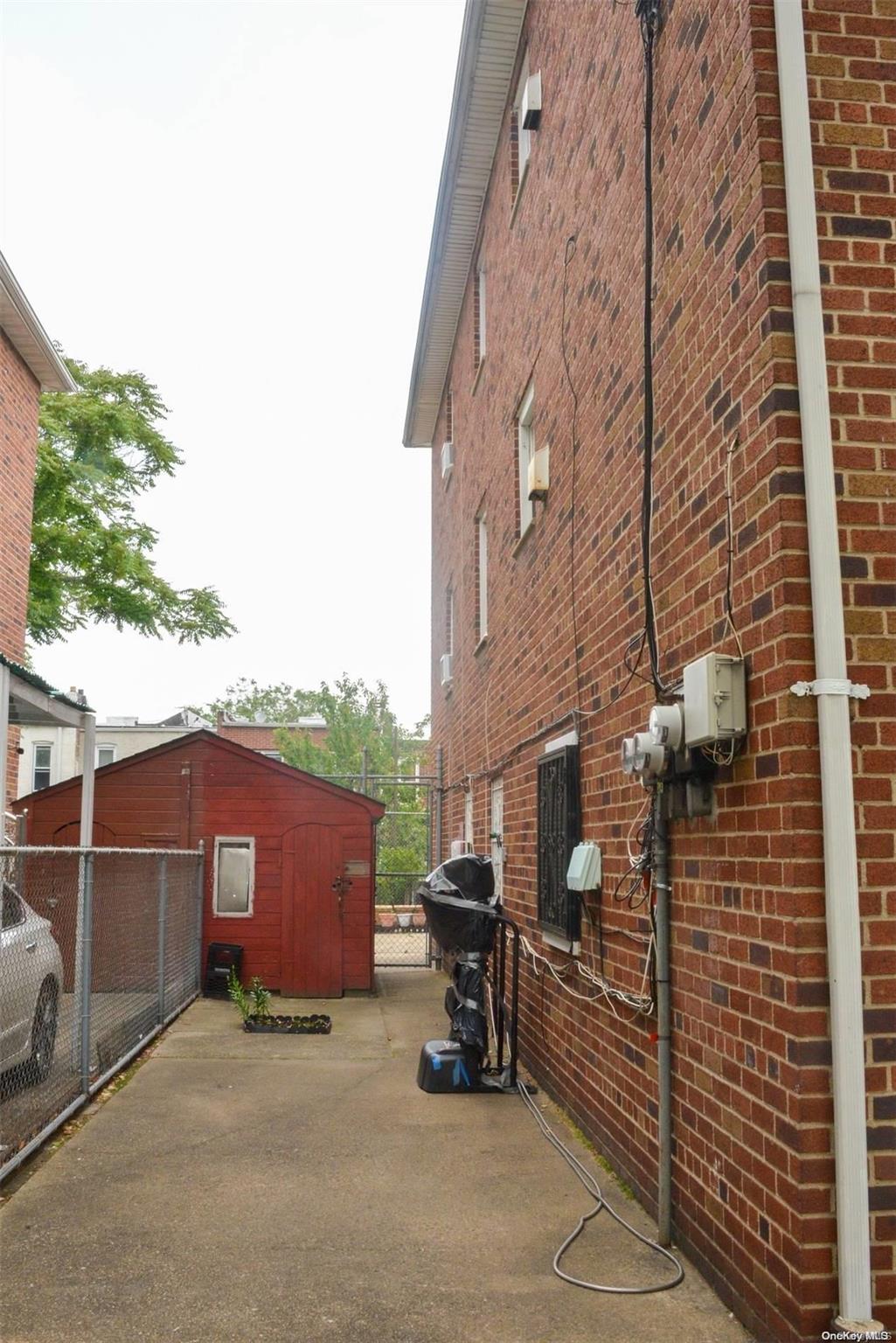 555 Eldert Lane Brooklyn, NY 11208 - Photo 3 of 6 a view of a terrace