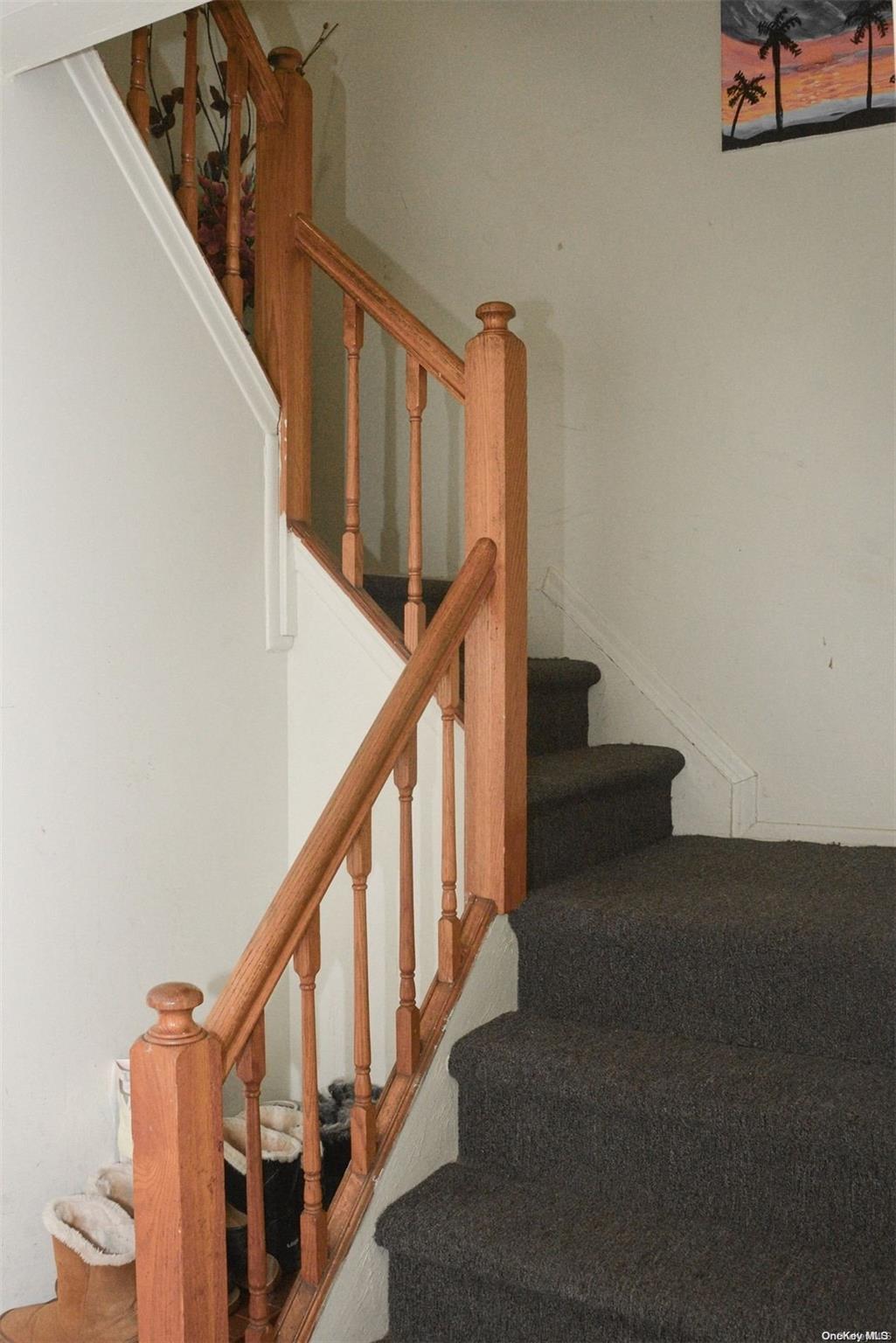 555 Eldert Lane Brooklyn, NY 11208 - Photo 4 of 6 a view of entryway