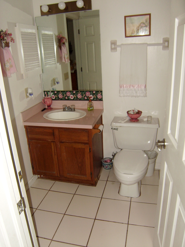 1000 Baisden Road Jacksonville, FL 32218 - Photo 22 of 22 apartment bath