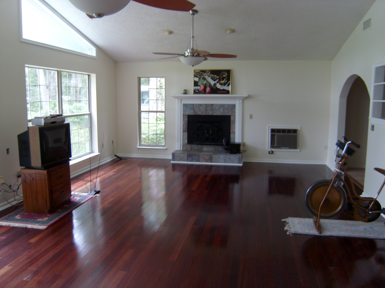 1000 Baisden Road Jacksonville, FL 32218 - Photo 8 of 22 family room