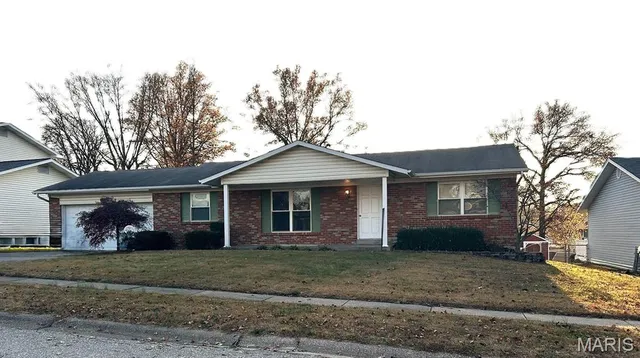 $280,000 | 3109 Powder Horn Trail, St. Charles, MO 63301