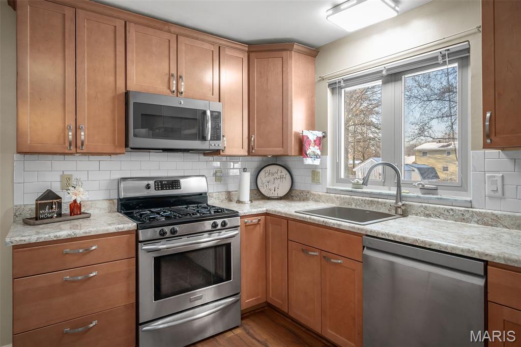 3109 Powder Horn Trail St. Charles, MO 63301 - Photo 11 of 36