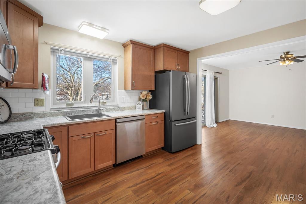 3109 Powder Horn Trail St. Charles, MO 63301 - Photo 12 of 36