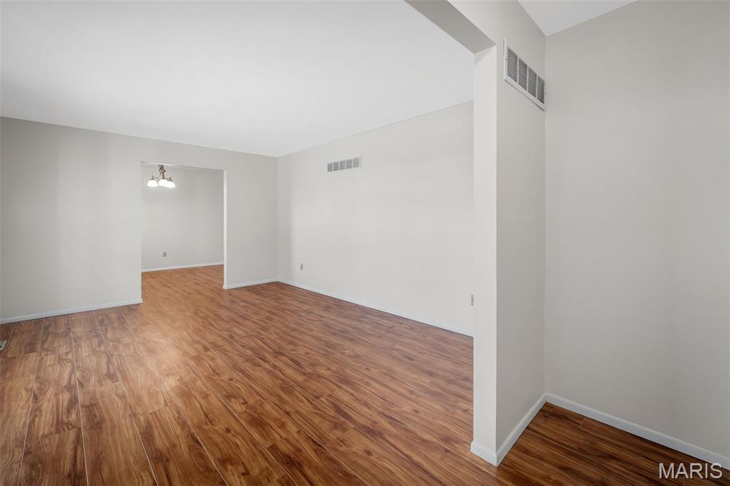 3109 Powder Horn Trail St. Charles, MO 63301 - Photo 3 of 36