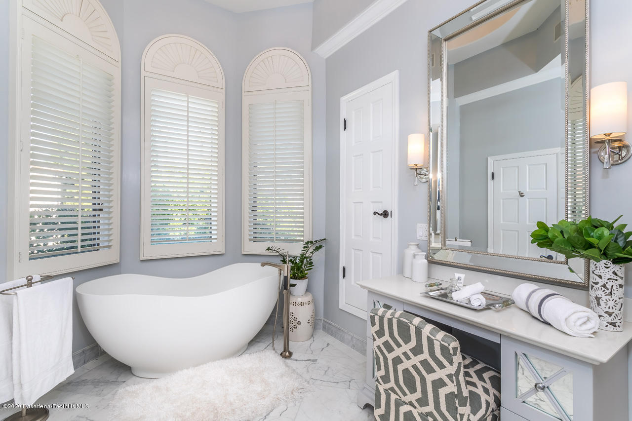 616 South Sierra Bonita Avenue Pasadena, CA 91106 - Photo 32 of 55 616 S Sierra Bonita (38)