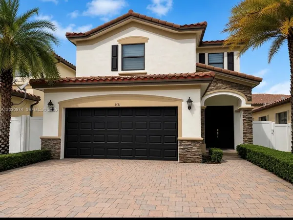 $4,000 | 3531 West 88th Street, Hialeah, FL 33018