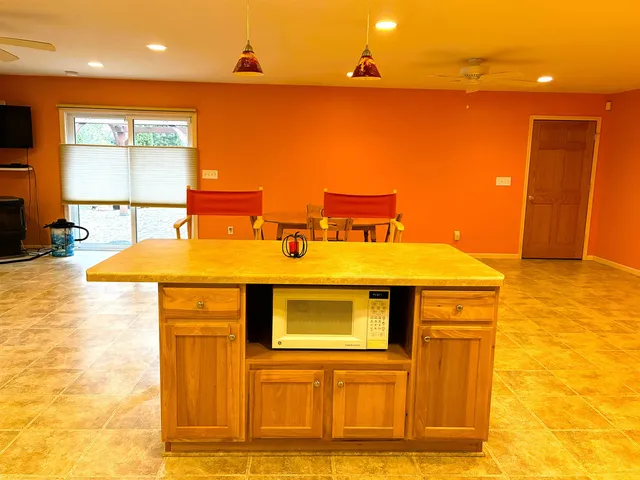 $385,000 | W6316 Tamarack Court, Neshkoro, WI 54960