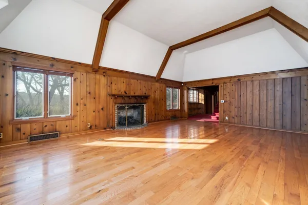 $425,000 | 959 North River Road, Oregon, IL 61061