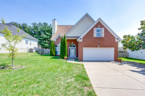 $3,100 | 2104 Loudenslager Drive, Thompson's Station, TN 37179