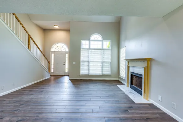 $3,100 | 2104 Loudenslager Drive, Thompson's Station, TN 37179