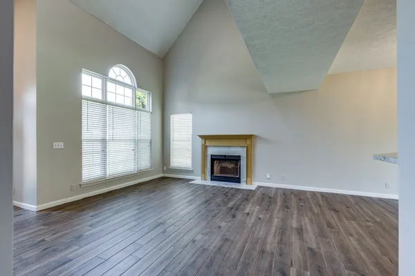 $3,100 | 2104 Loudenslager Drive, Thompson's Station, TN 37179