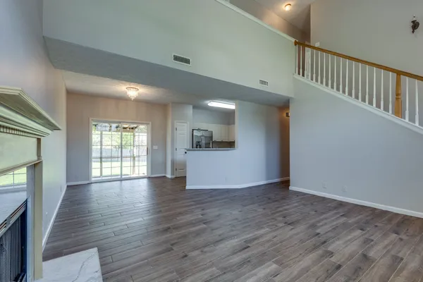 $3,100 | 2104 Loudenslager Drive, Thompson's Station, TN 37179