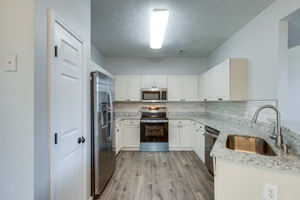 $3,100 | 2104 Loudenslager Drive, Thompson's Station, TN 37179