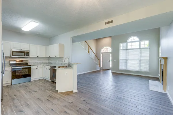 $3,100 | 2104 Loudenslager Drive, Thompson's Station, TN 37179