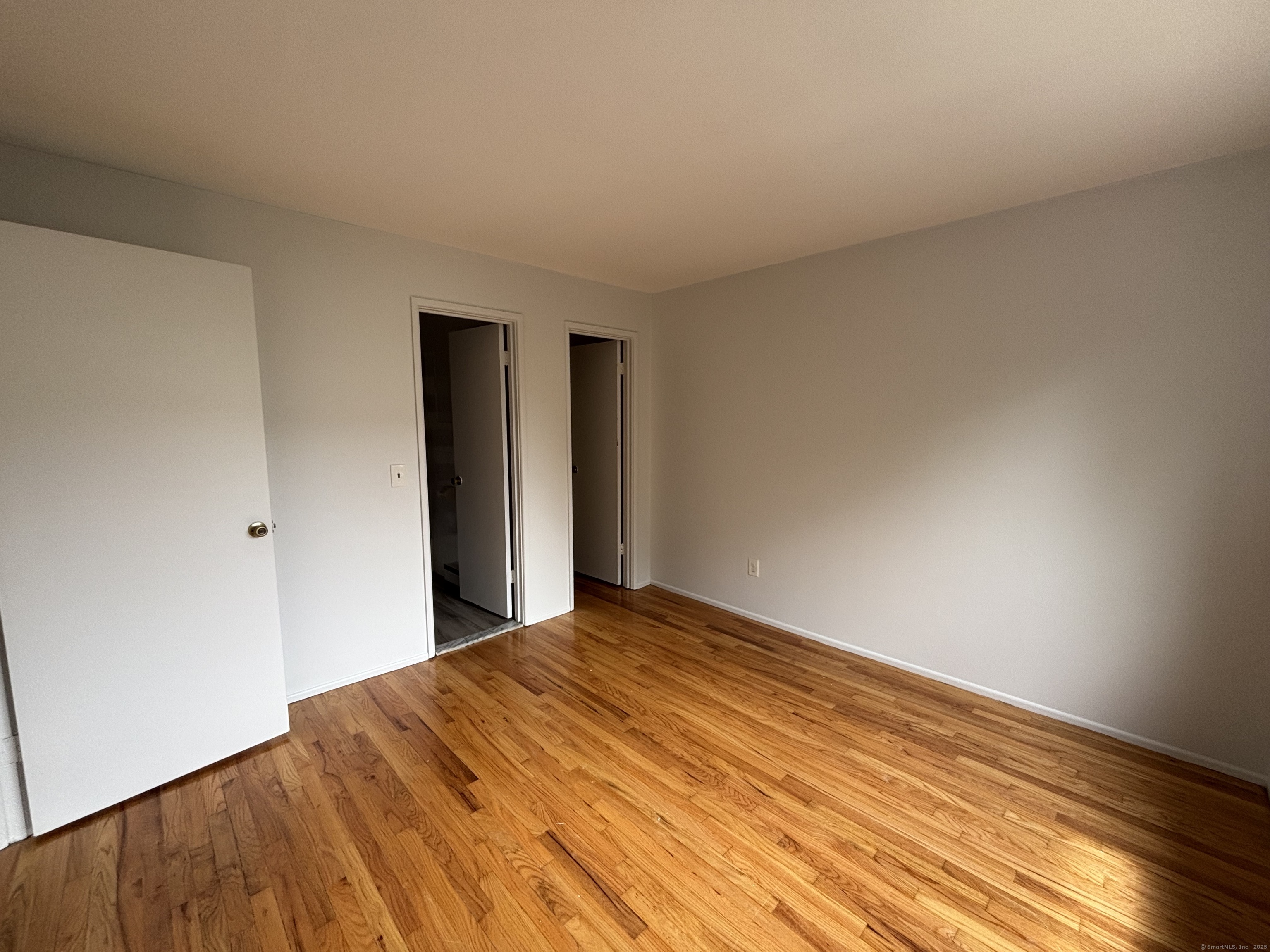 17 Ferris Avenue, Unit 14 Norwalk, CT 06854 - Photo 6 of 8