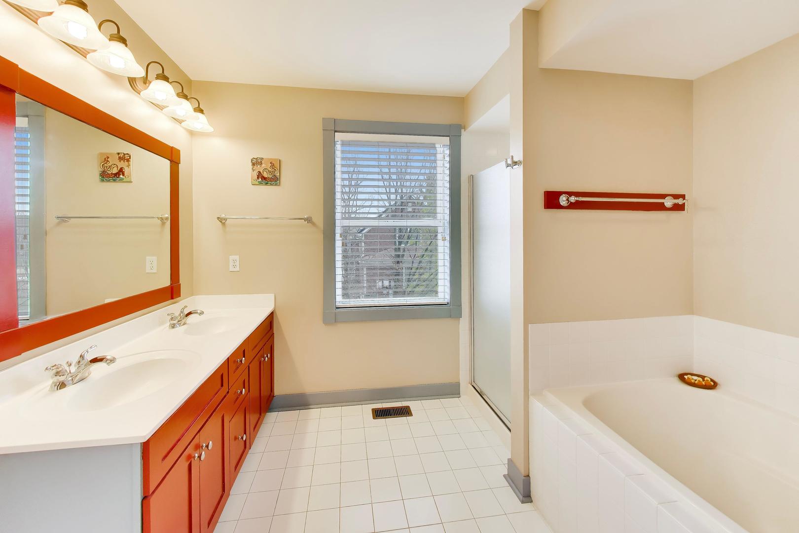 1082 Prairie Trail Grayslake, IL 60030 - Photo 30 of 63