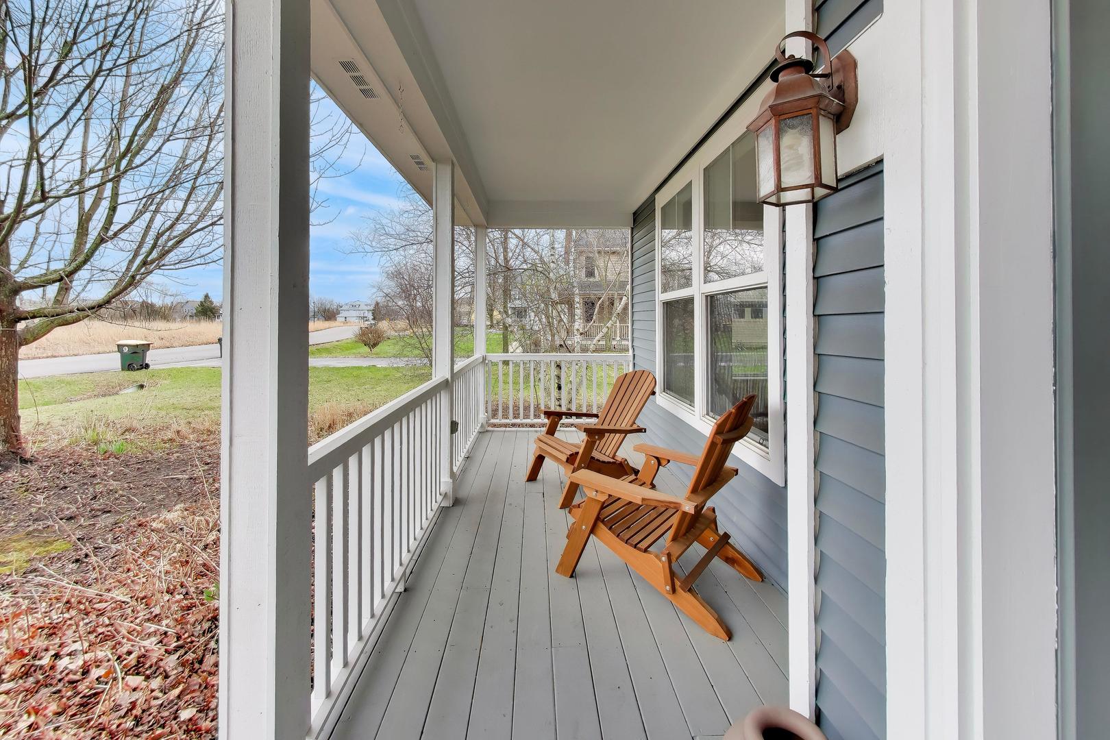 1082 Prairie Trail Grayslake, IL 60030 - Photo 3 of 63