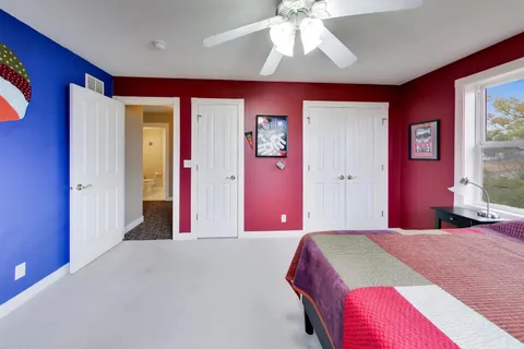 $725,000 | 1082 Prairie Trail, Grayslake, IL 60030