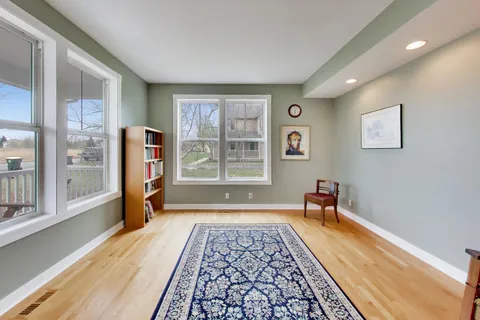 $725,000 | 1082 Prairie Trail, Grayslake, IL 60030