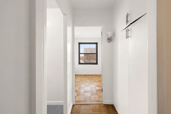 $749,000 | 205 Clinton Avenue, Unit 7D | Clinton Hill