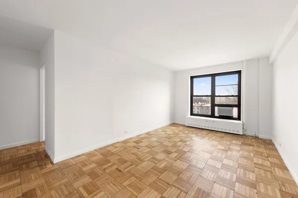 $749,000 | 205 Clinton Avenue, Unit 7D | Clinton Hill