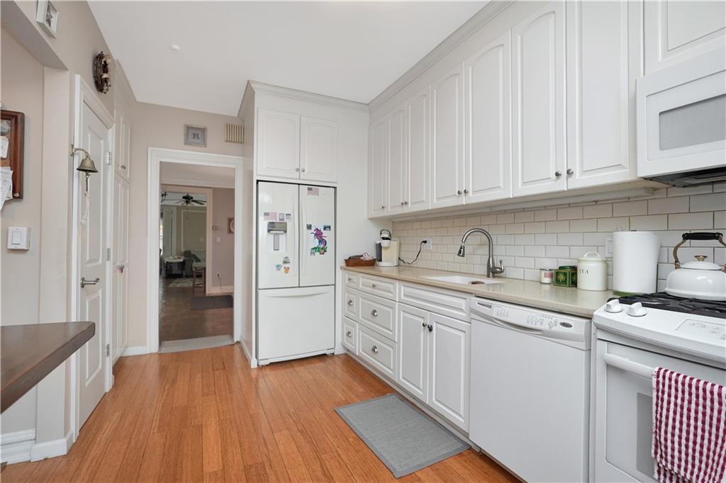 75 Bay Ridge Parkway Brooklyn, NY 11209 - Photo 9 of 32 Gallery Image 9