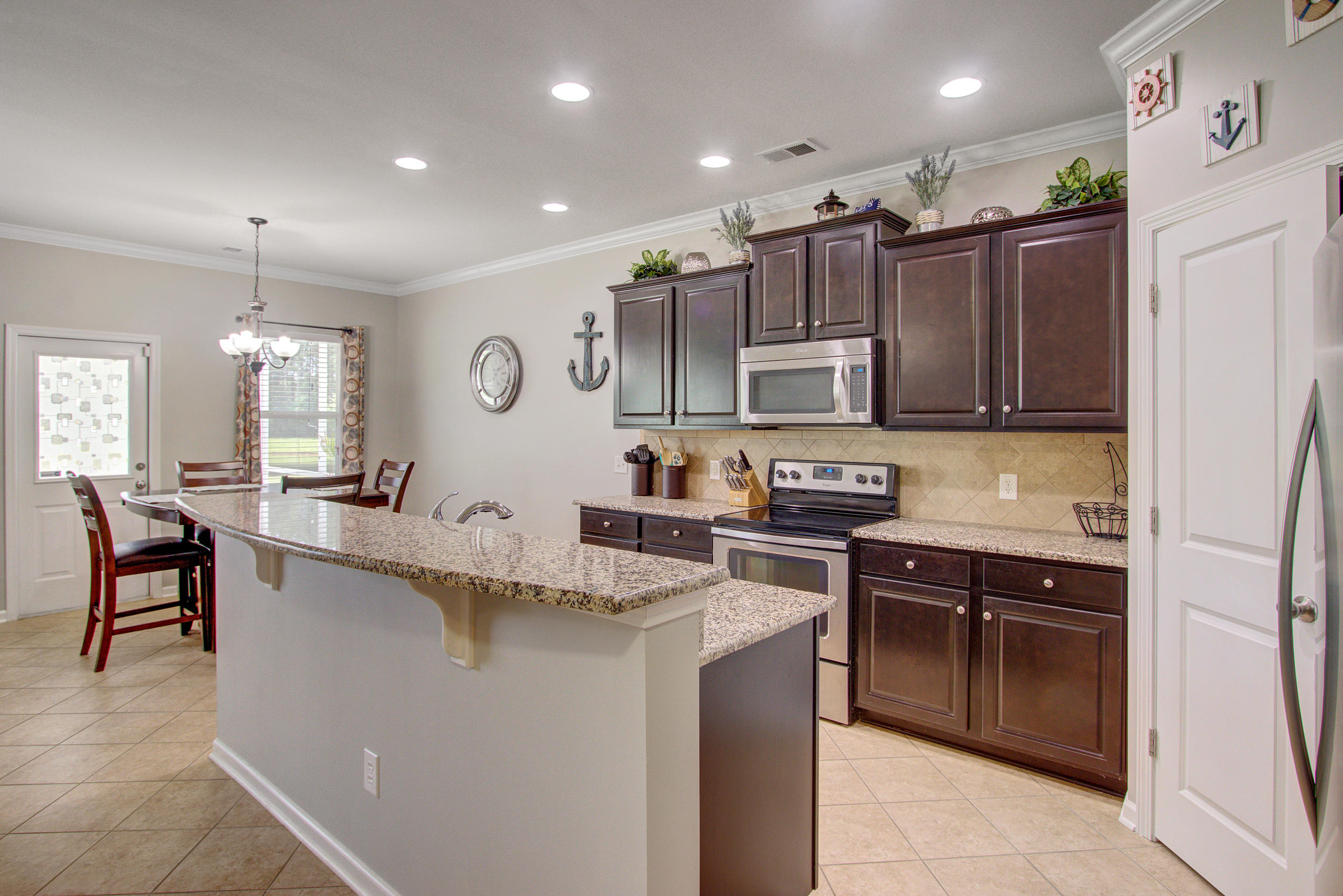 249 Decatur Drive Summerville, SC 29486 - Photo 9 of 45 249 Decatur Dr, Summerville SC (9)