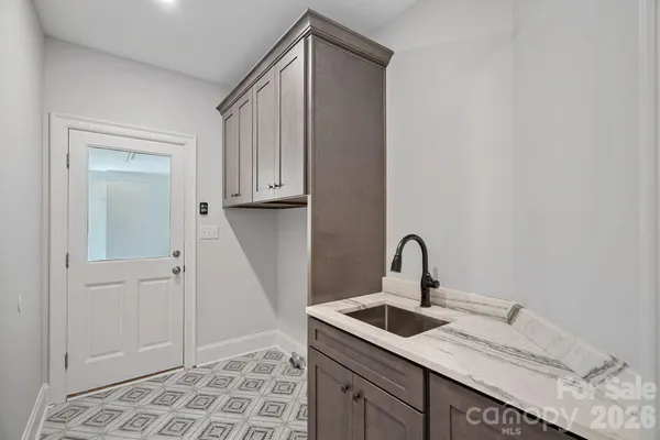 $1,175,000 | 17608 River Ford Drive, Davidson, NC 28036