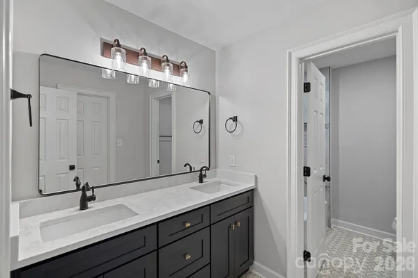 $1,175,000 | 17608 River Ford Drive, Davidson, NC 28036